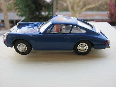 Datei:Porsche 901 blau.jpg