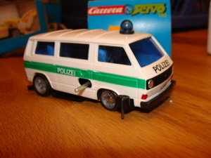 Datei:140V1-polizeibus-2.JPG