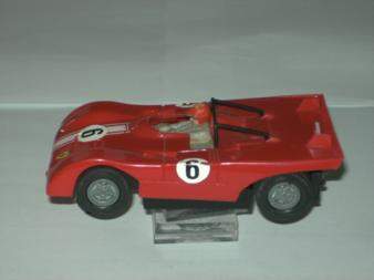 Datei:40418 Ferrari 312P rot Streifen weiss s.jpg