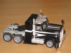 Kenworth-Truck-Schwarz-V2.jpg